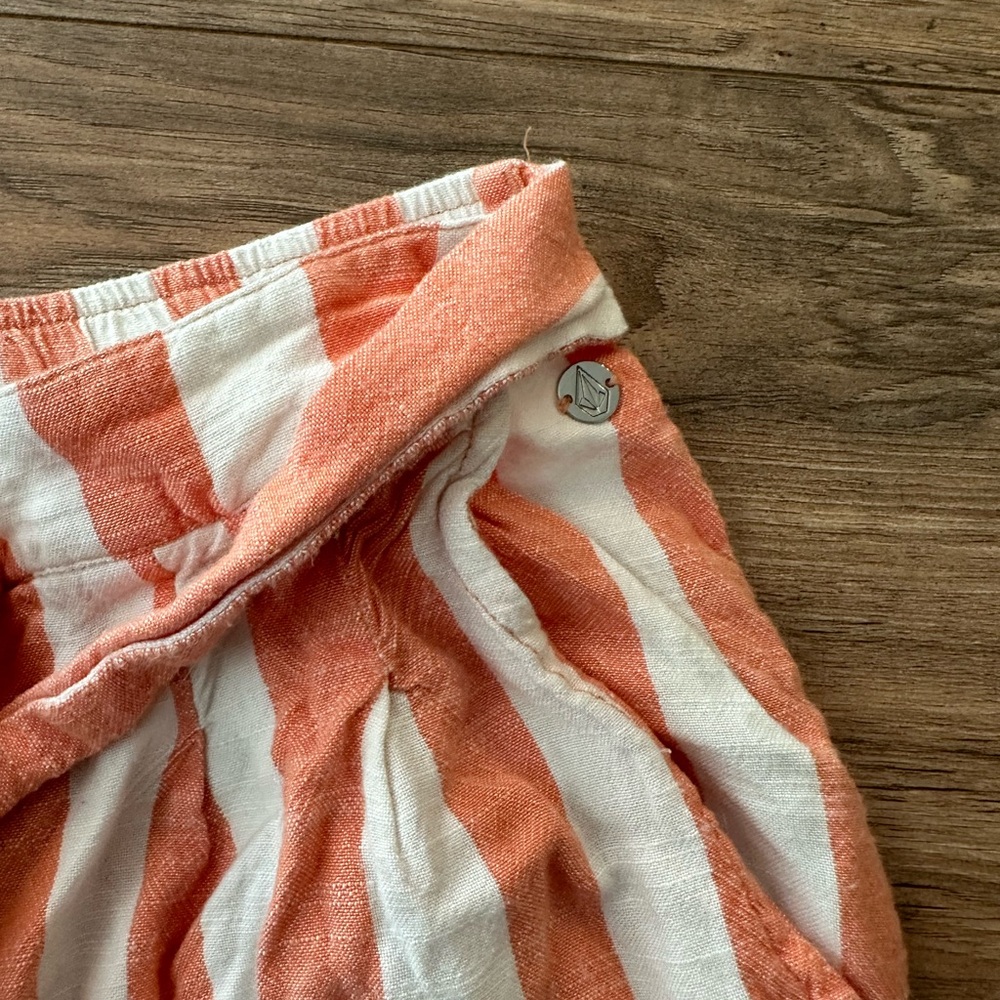 Volcom Beach Pants - Picture 2 of 4